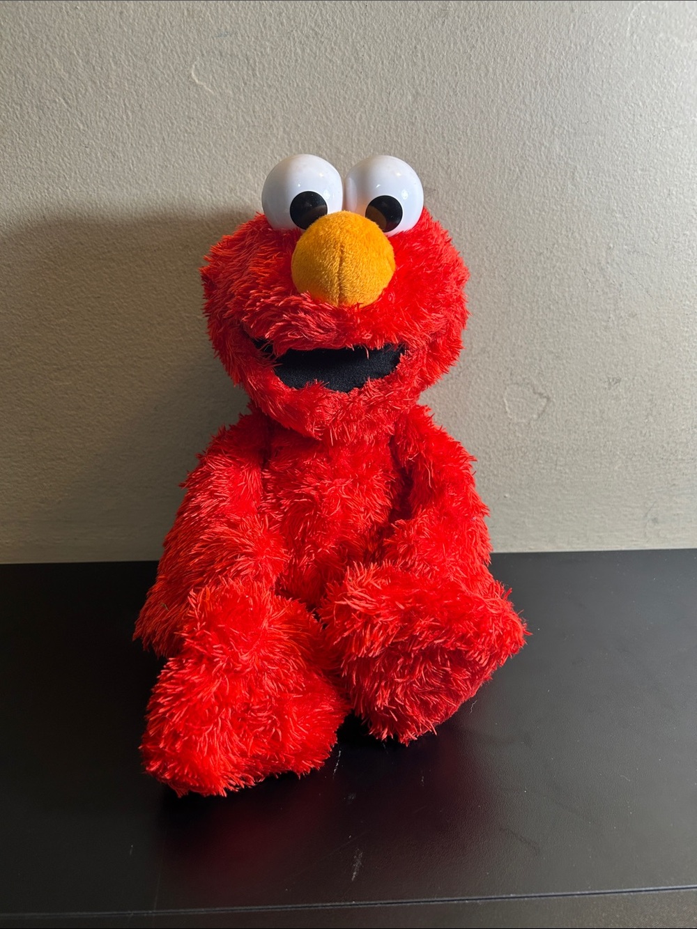 2016 Tickle Me Elmo Talking Plush Doll Sesame Street Hasbro 14" WORKS GREAT